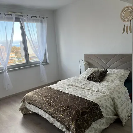 Appartamento Cozy Near Tram - Center